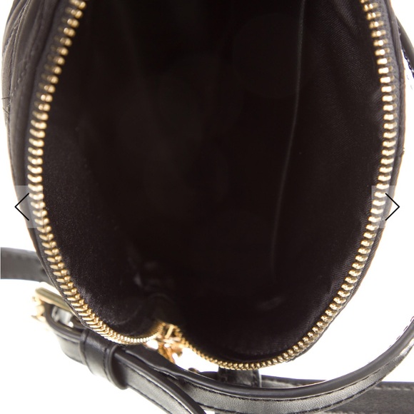 Moschino Quilted Black Crossbody Bag with Gold Logo - Picture 4 of 5